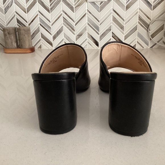 Block Heel sandals - Picture 3 of 6